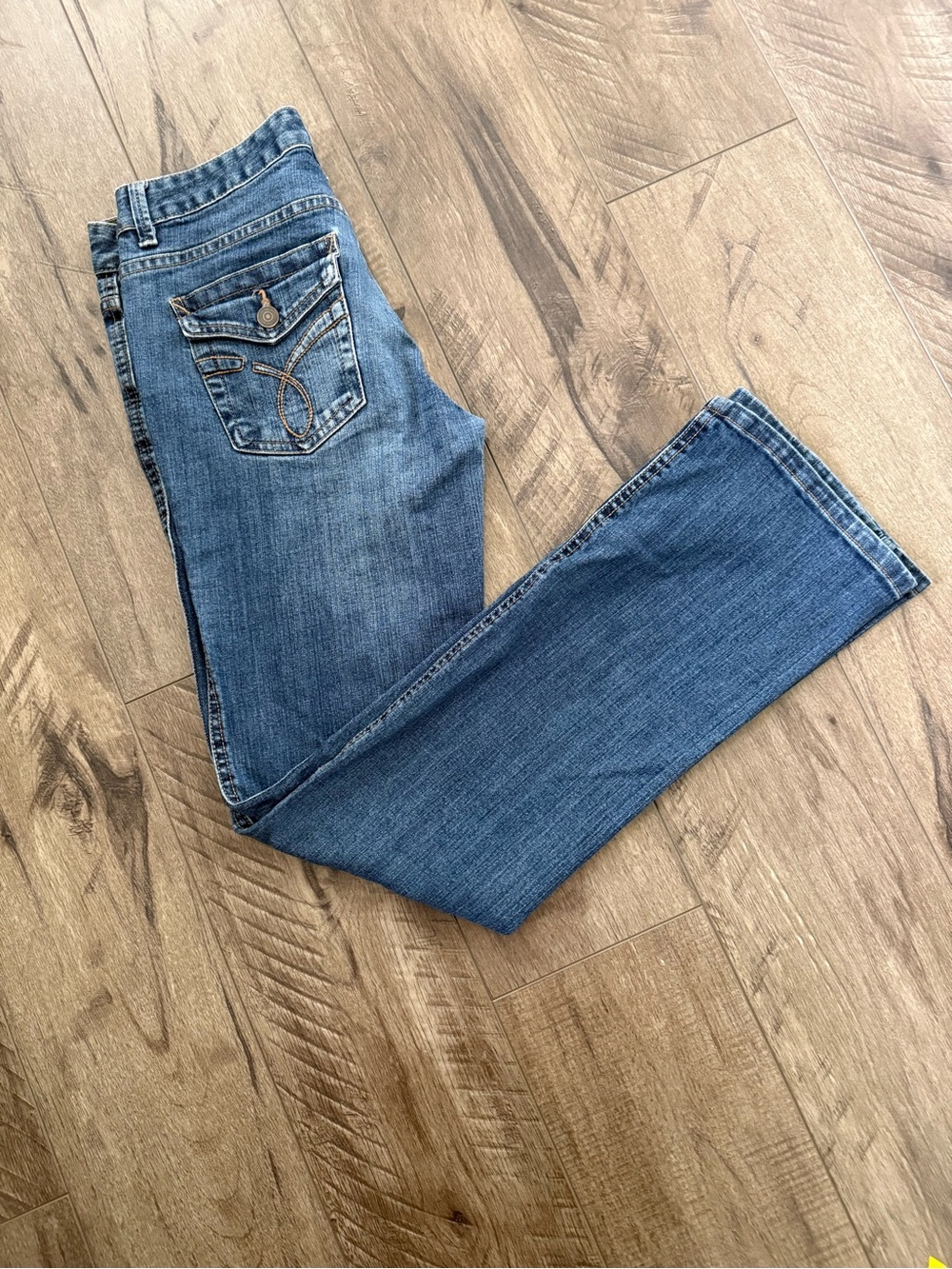 Calvin Klein Women’s Straight Leg Jeans